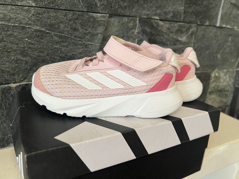 Маратонки за момиче