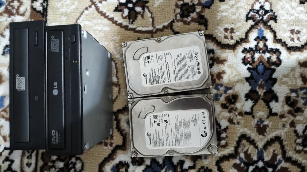 Компьютер с комплектующими