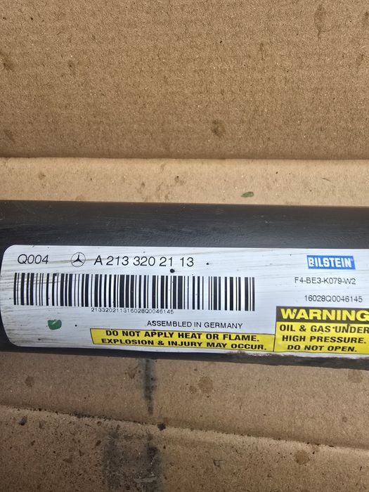 Предни амортисьори за W213.W205 оригинални. Мерцедес в перфектно състо