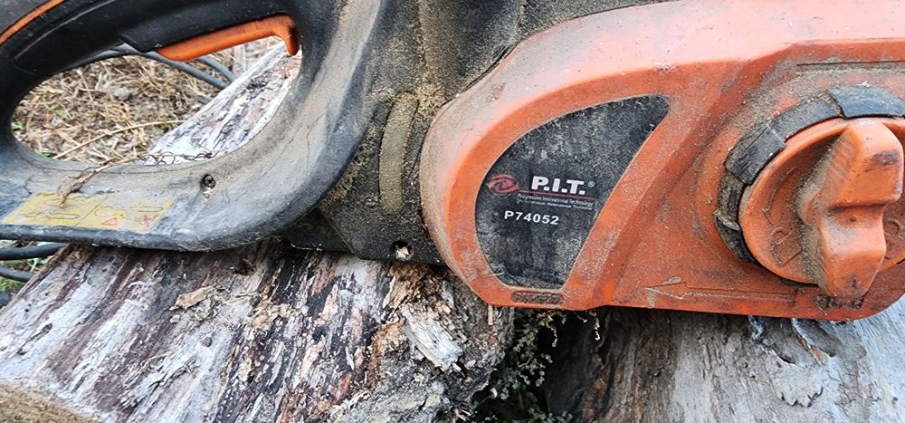 Продам электропилу