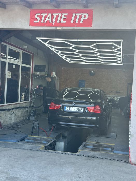 BMW SERIA 3 E90 facelift 320D 184 cp
