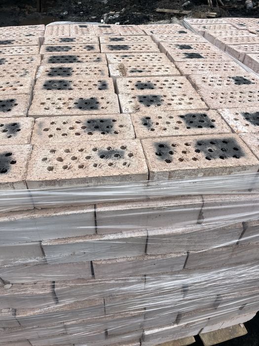 Продам полуторный кирпич марки М70