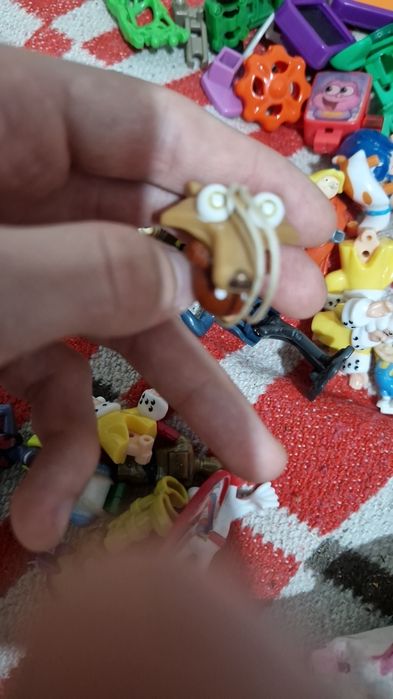 Куча разных киндеров