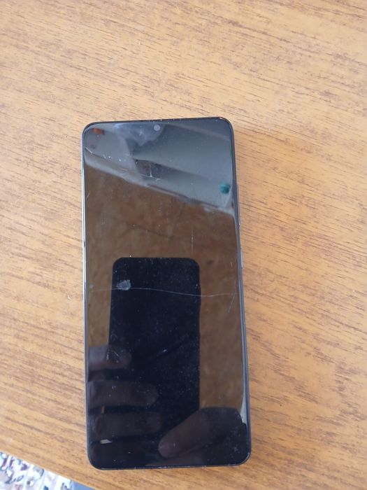 Продаю телефон Самсунг А