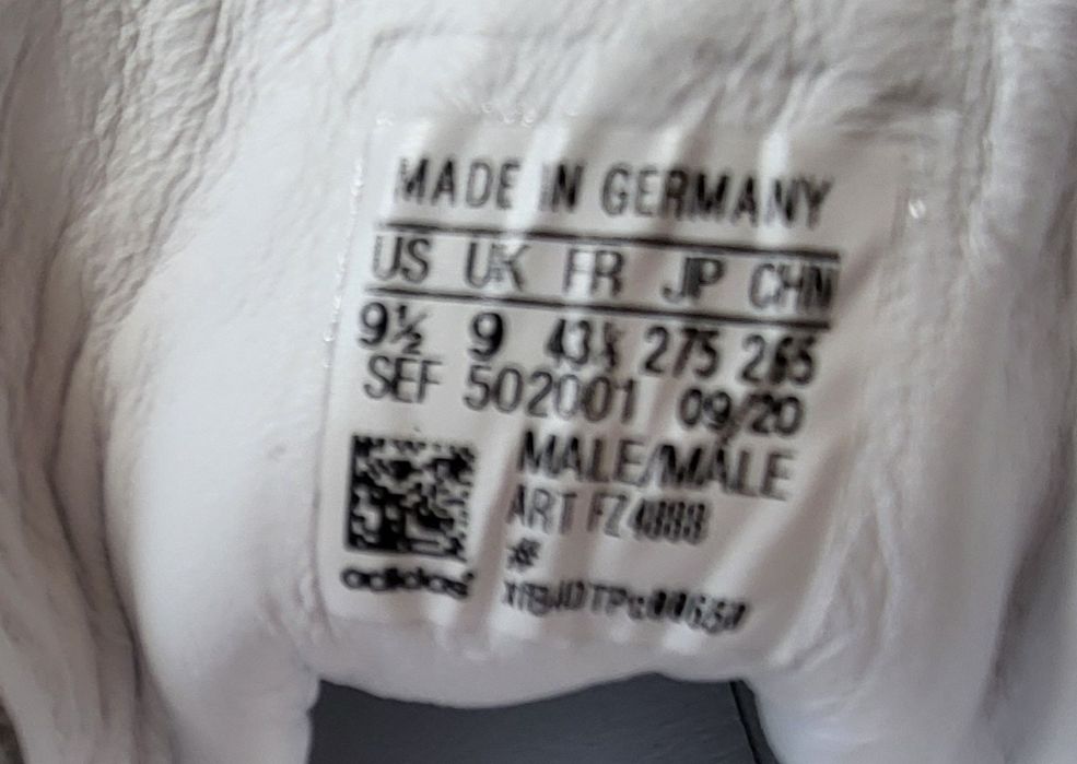 Маратонки Адидас, Adidas