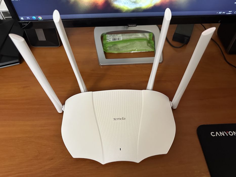 Tenda router Dual Band Gigabit Wi-Fi 6 AX3000 TX9