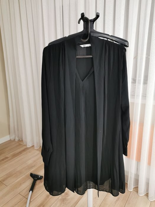 Продам черное платье