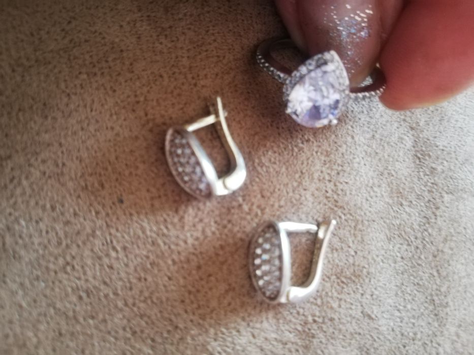 Сребърни обеци с пръстен