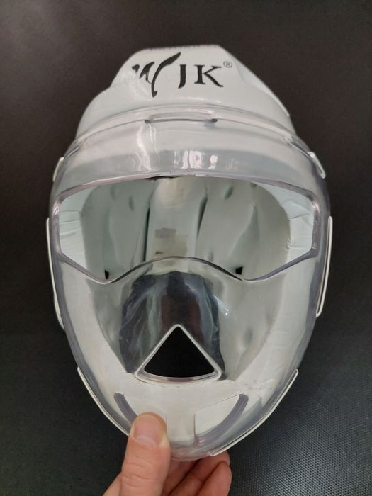 Set protectii taekwondo (casca + vesta protectie piept)