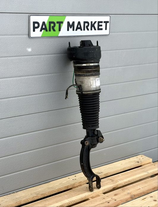 Предна възглавница Преден амортисьор AUDI A6 A7 C7 4G