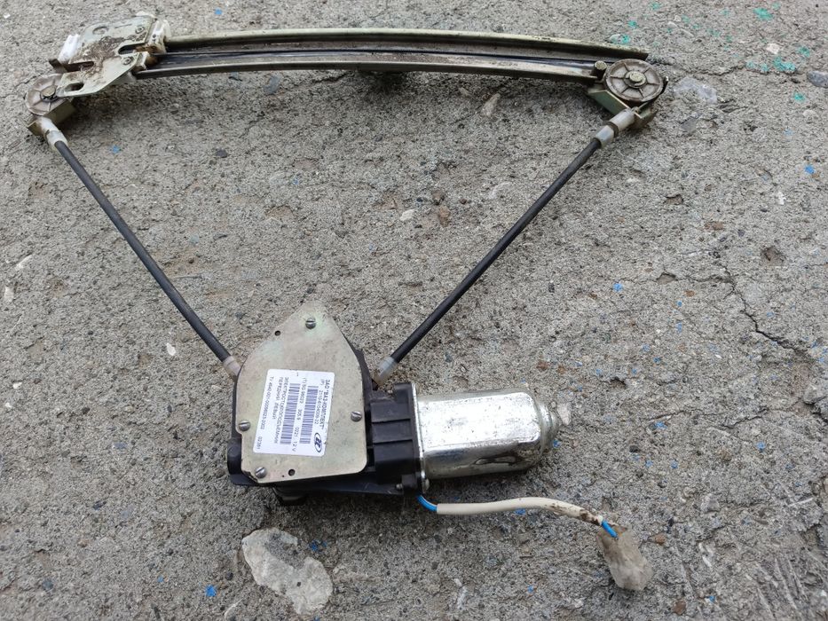 Электростеклоподъёмник в сбореприора левый