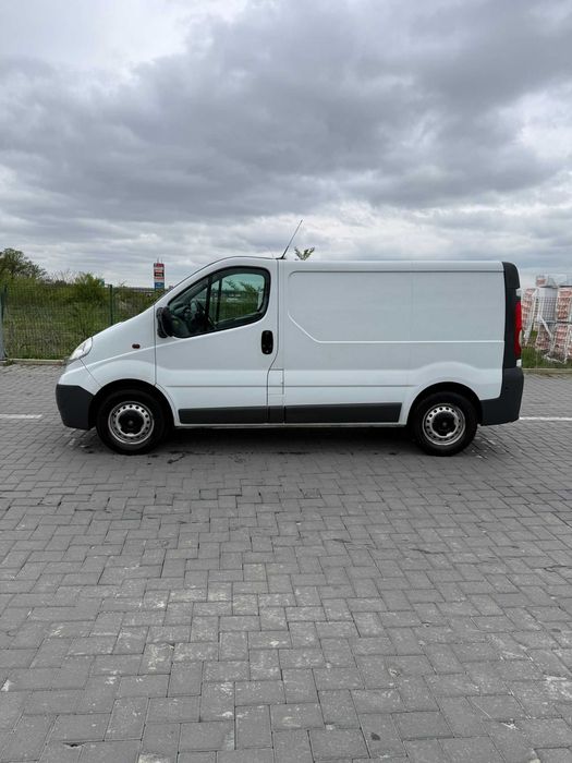 Opel Vivaro 2011 – 214.000 km