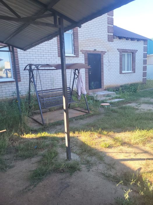 Продается 2-х этажный дом