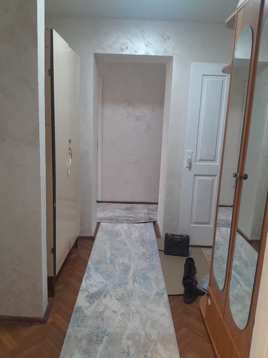 Еки бөлмелі пәтер сатылат