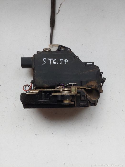 Broasca Usa Stanga Spate Volkswagen Golf Iv (1J1) [ 1997 - 2007 ] Oem