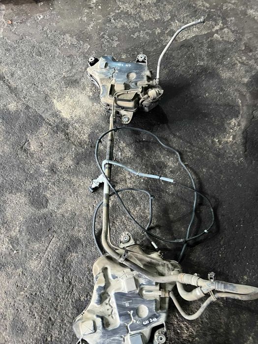 Rezervor rezervoare ansamblu complet activ si pasiv AdBlue SCR  BMW G20 G21 G22 G23 G26 cod 7454339 9423387