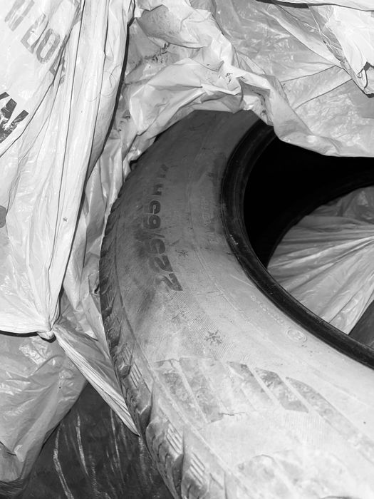 Продам шины зимние  Город Астана