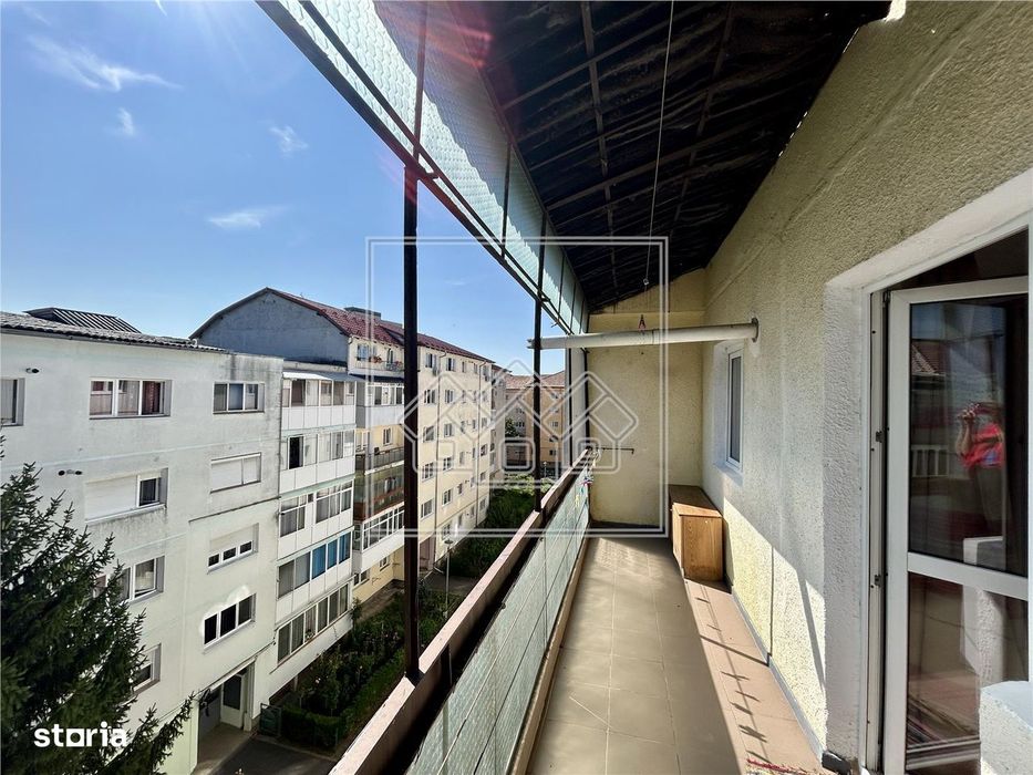 Apartament 2 camere, decomandat, la cheie, zona buna