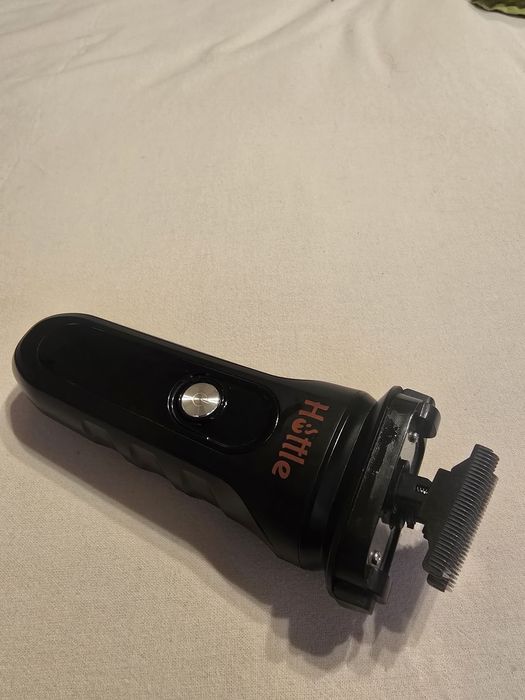 Aparat de ras electric Hottler 9000 RPM – IPX7 – USB-C + accesorii + garanție