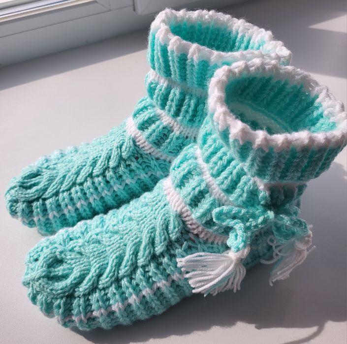 Продам очень теплые носки-сапожки.