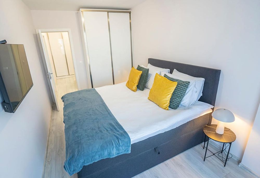 Дава се под наем Двустаен апартамент в Пловдив, Христо Смирненски - 75 кв.м за 550 € - Снимка #3