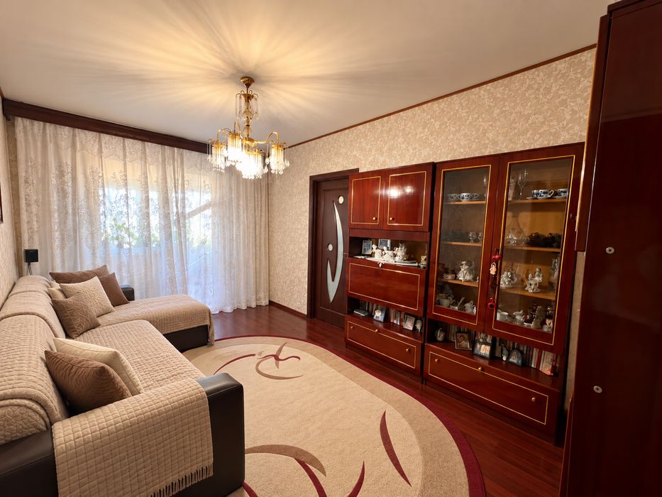 Apartament 2 camere semidecomandat