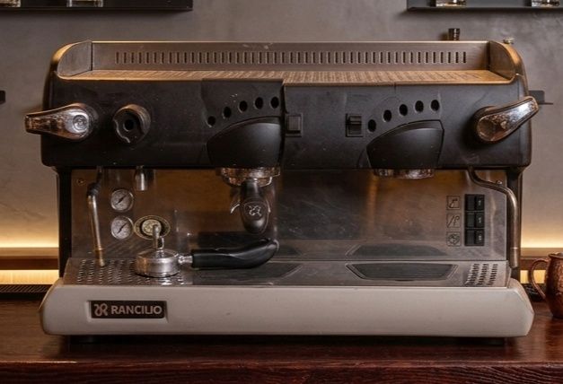 Профессиональная Кофемашина Rancilio Epoca