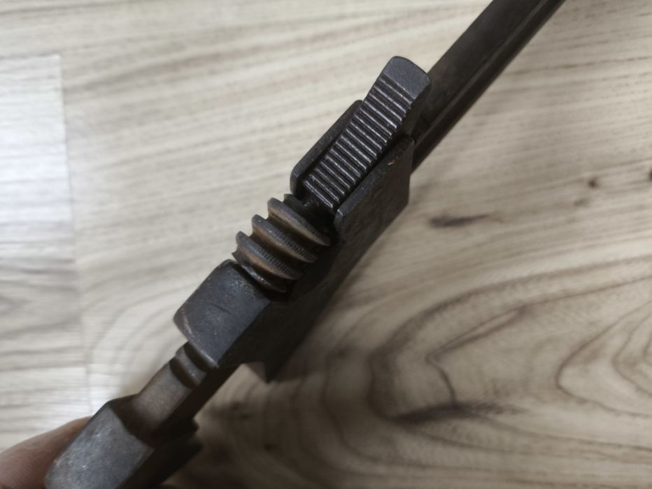 Стар гаечен ключ произведен от старата немска фирма  Zerem