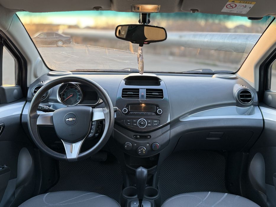 Продам Chevrolet Spark, 2022 год