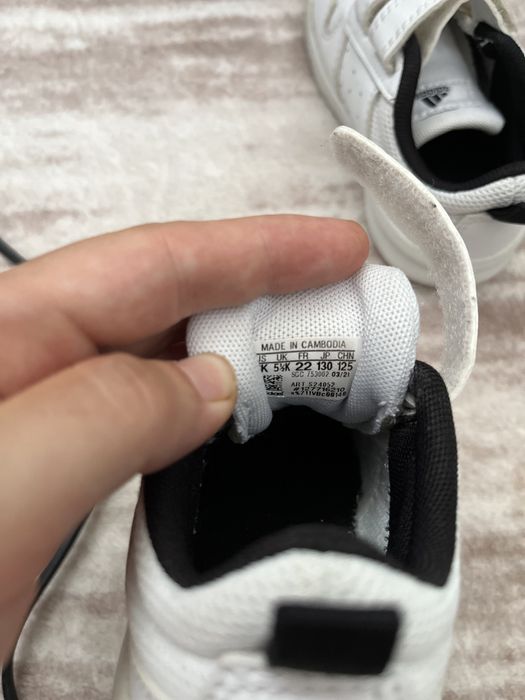 Оригинални маратонки Адидас 22