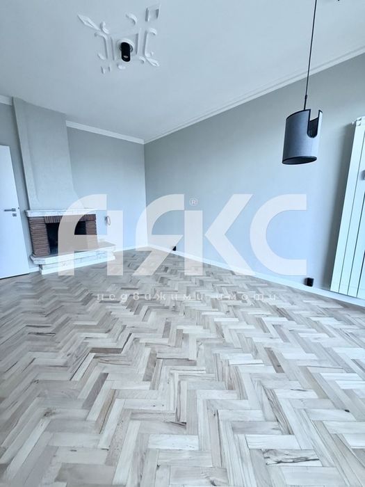 Продава се Тристаен апартамент в София, Сердика - 60 кв.м за 1658 €/кв.м - Снимка #1