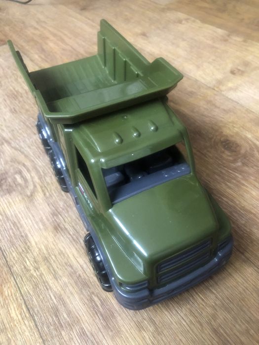 Игрушки. Машинки новые