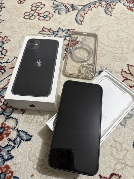 Продам айфон 11