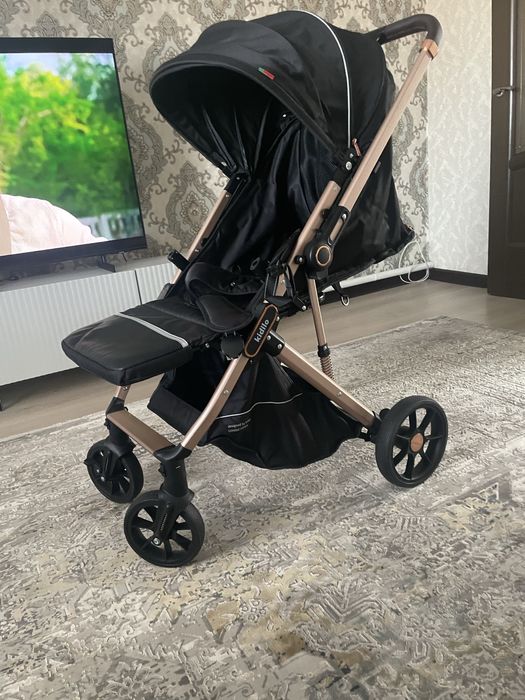 Детская коляска в отличном состоянии.