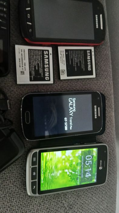Lot telefoane diverse