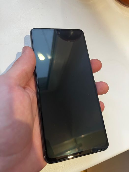 Обменяю самсунг а 52 256гб