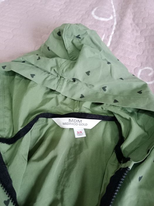 Продам куртку демисезонка