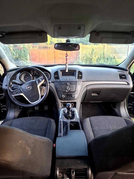 2010 opel Insignia limusine