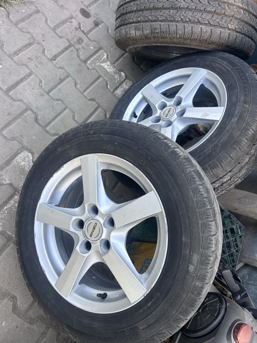 5 xJante aliaj 5x112, cu anvelope 205 65 R16 C-uri Mercedes Vito