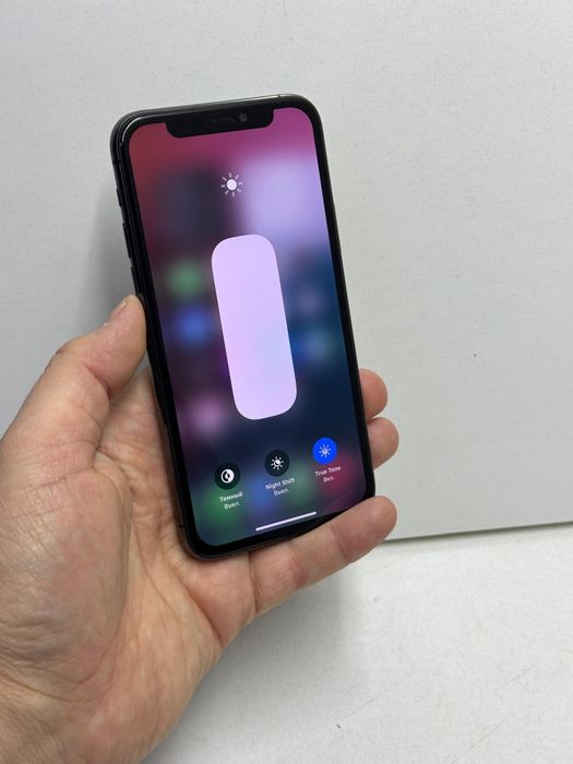 Продам Айфон 11 Про 64г