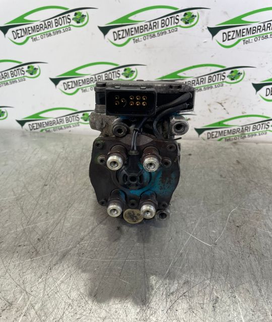 Pompa injectie 0470504003 Opel Vectra B (facelift)