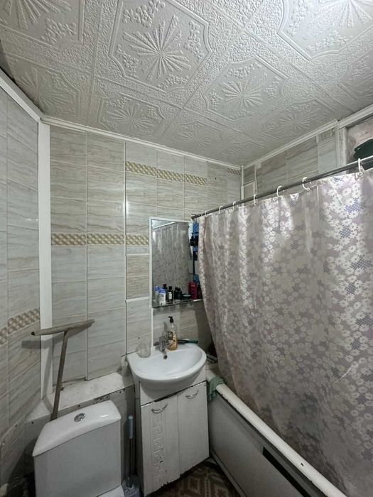 Продается 1 ком КВ Урицкого