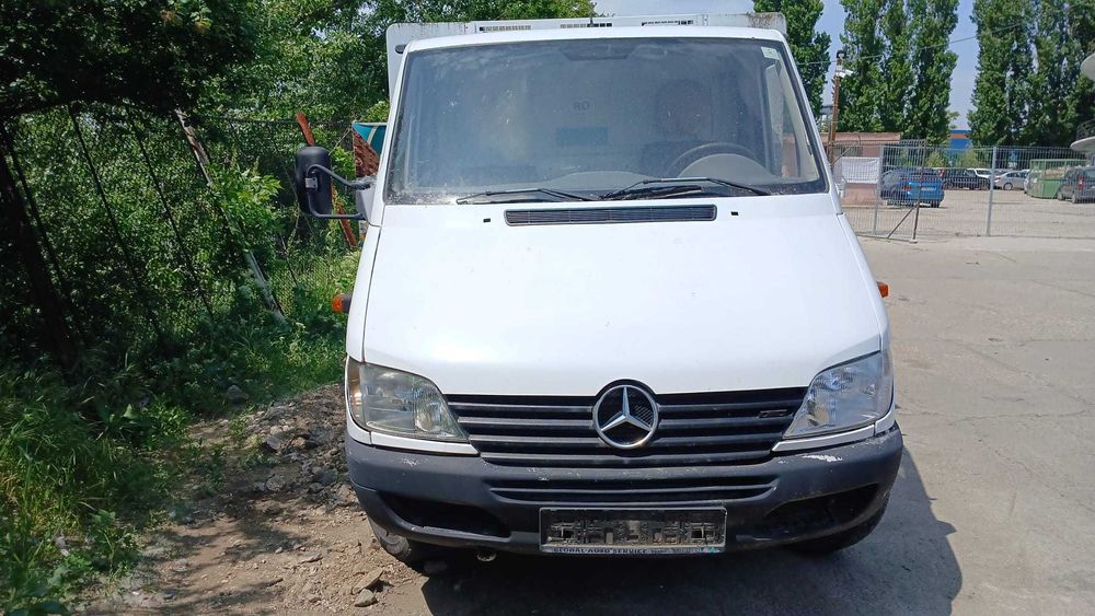 Dezmembrez Mercedes SPRINTER W904-411 CDI Din 2001-611.981