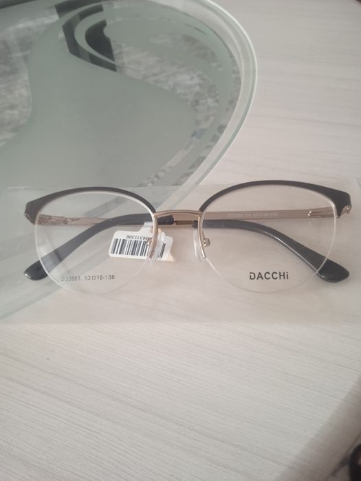 Продам оправу новую