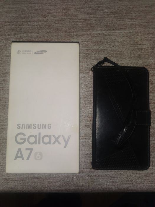 Продавам Samsung Galaxy A7