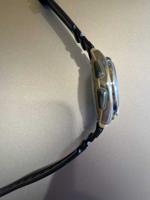 часовник CASIO-AQ-180W