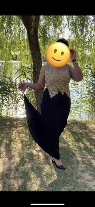 Rochie eleganta neagra cu dantela aurie