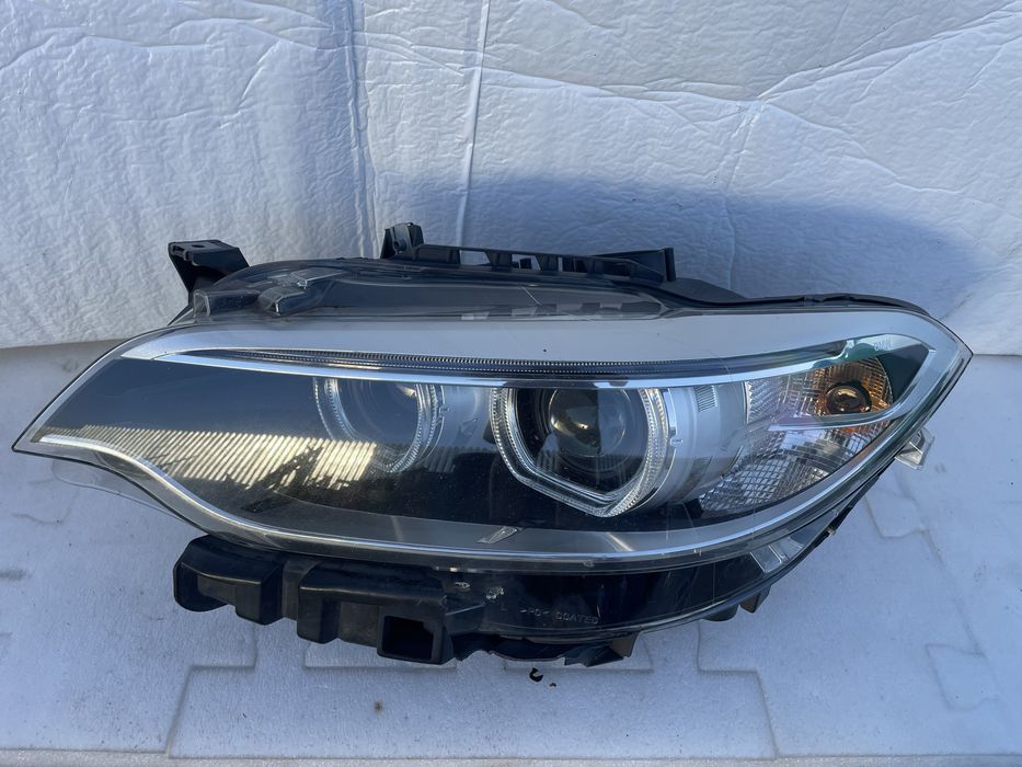 Far stanga Bmw F22 F23 xenon led