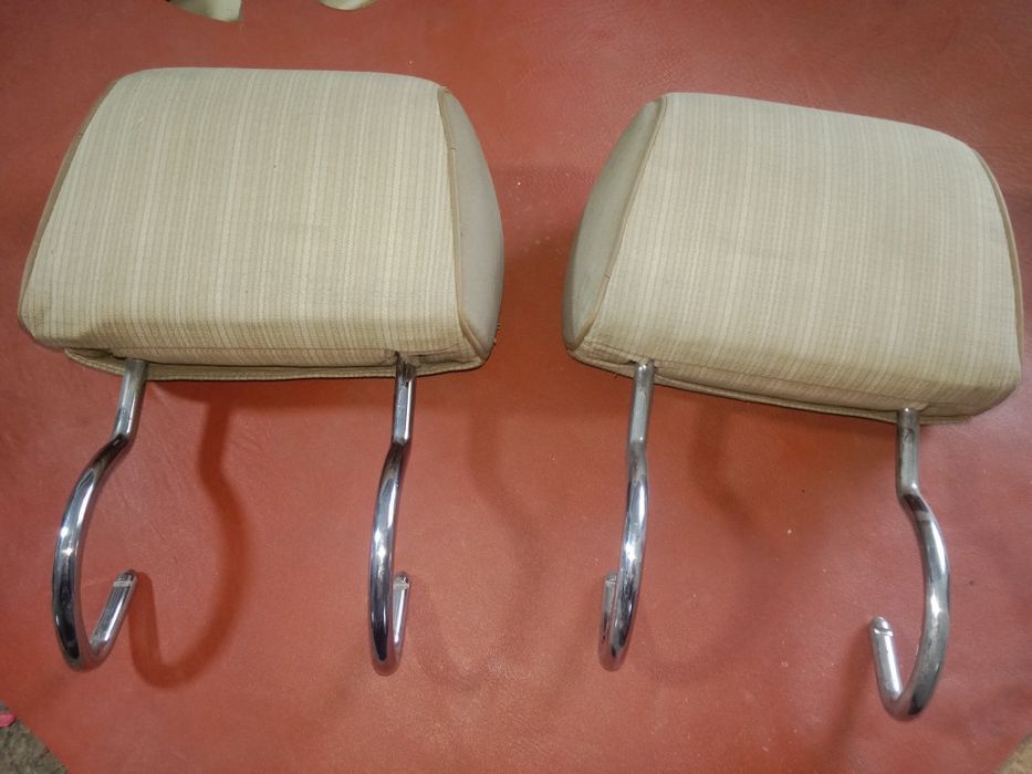 Подголковник на сиденье мерс124