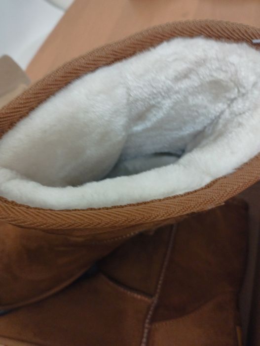 Продам уги женские новые